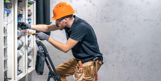 Best Electrical Contractors for Businesses  in Flora Vista, NM